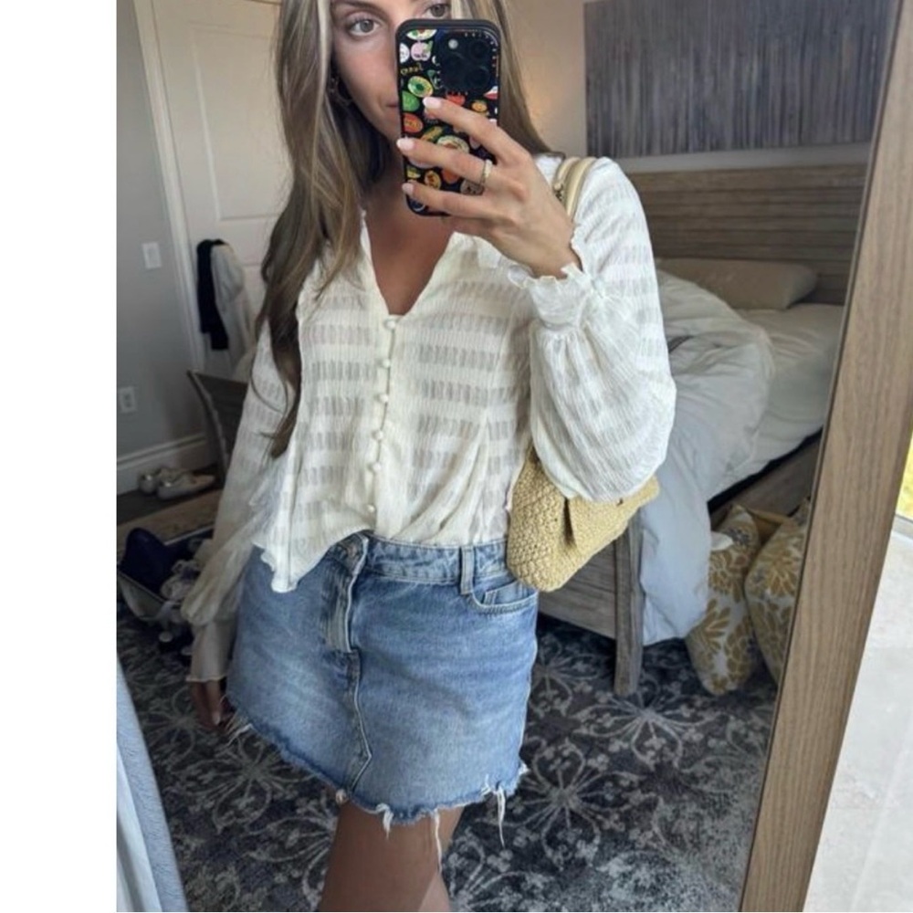 Textured ribbed sheer blouse button top puff sleeves